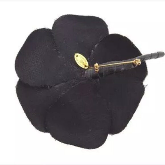 Chanel corsage brooch Camellia Black Woman Authentic Used Q485 - Picture 2 of 7